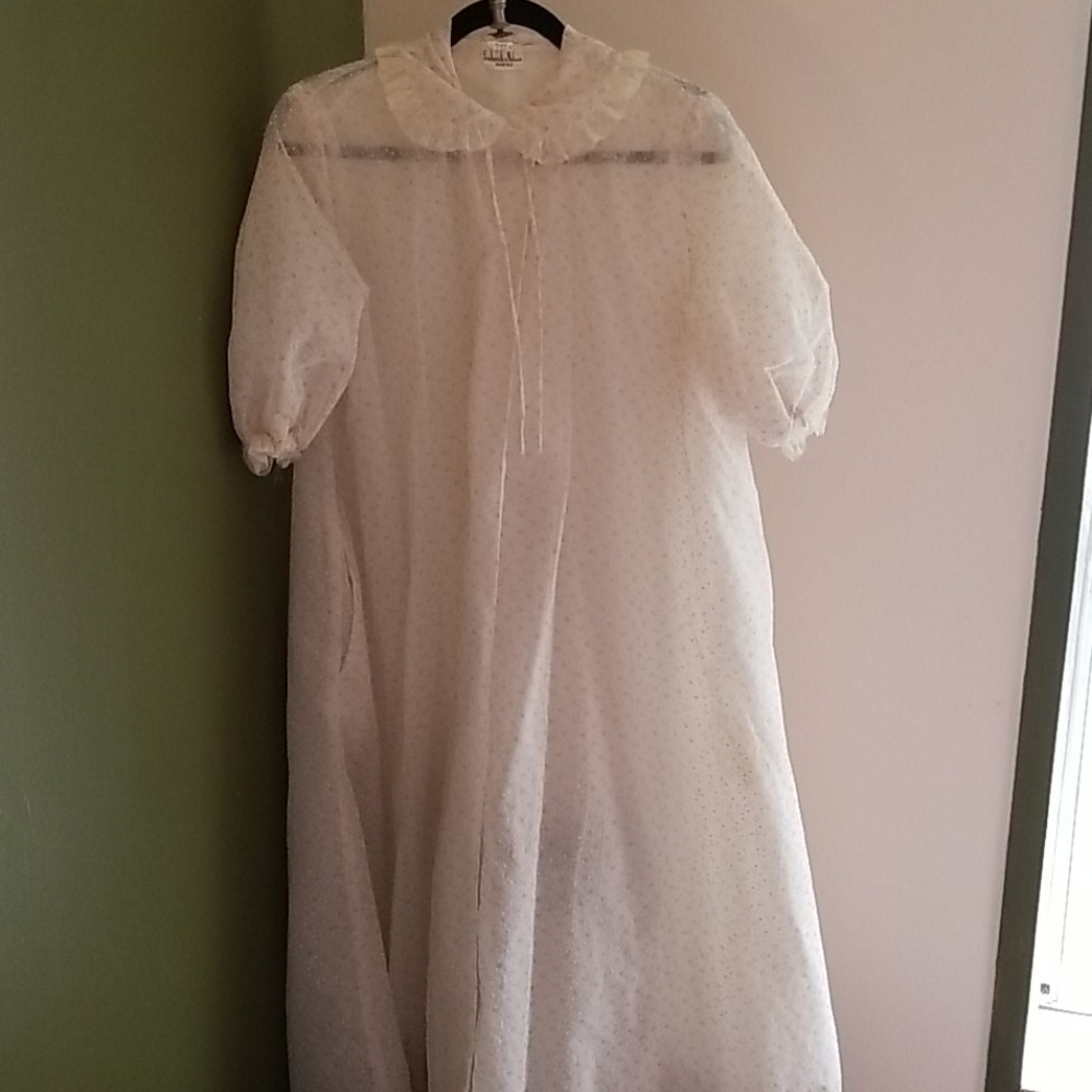 Vintage Fredrick and Nelson Robe